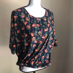 LuLaRoe Irma Tunic